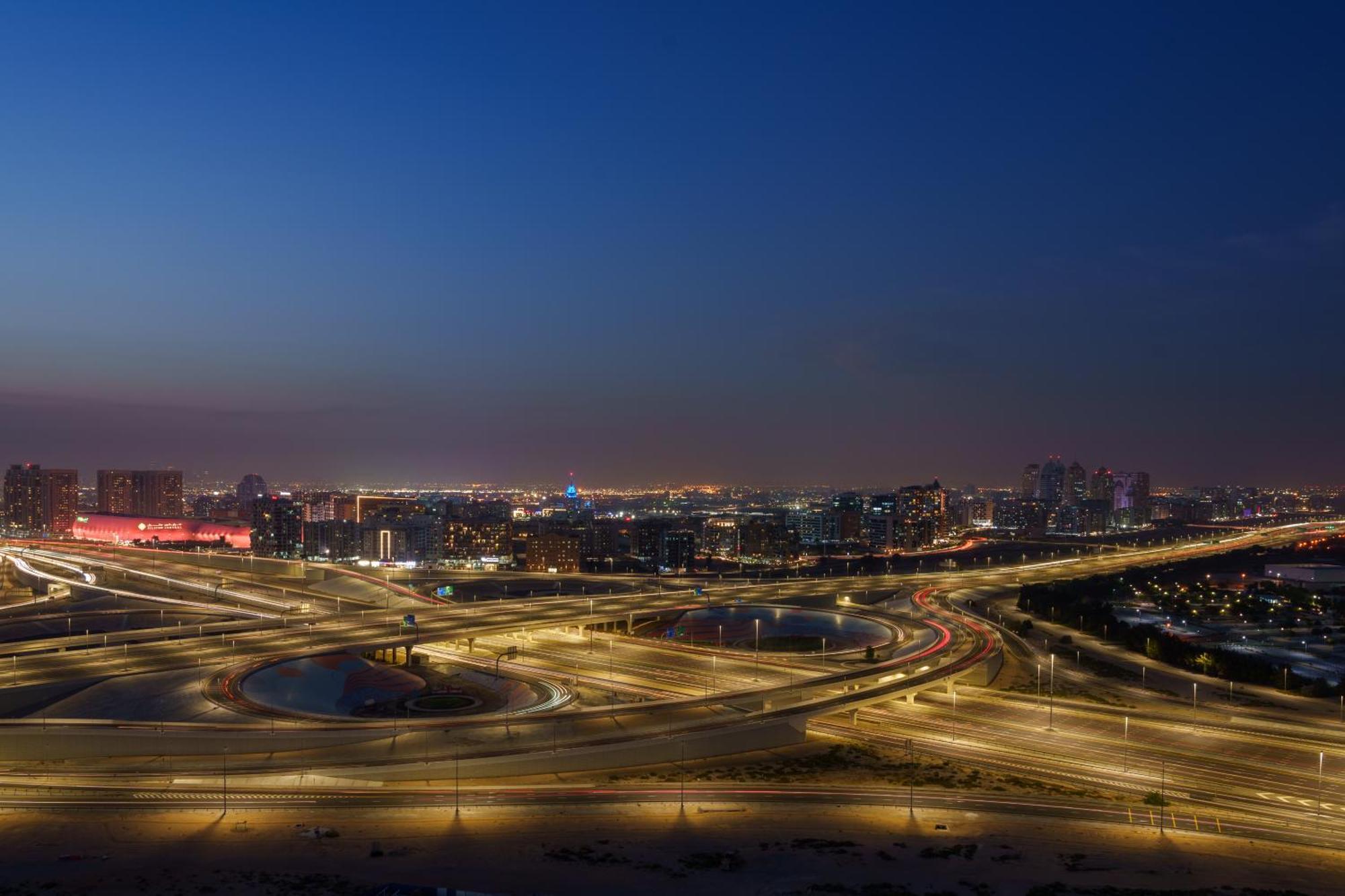 Apartment Sunny In Vibrant Dubailand Area