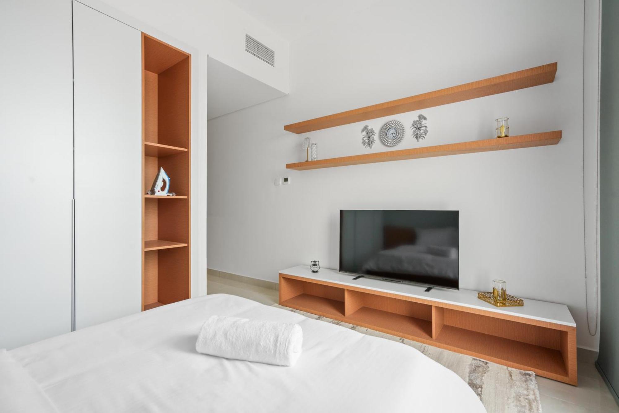 Apartment Sunny In Vibrant Dubailand Area