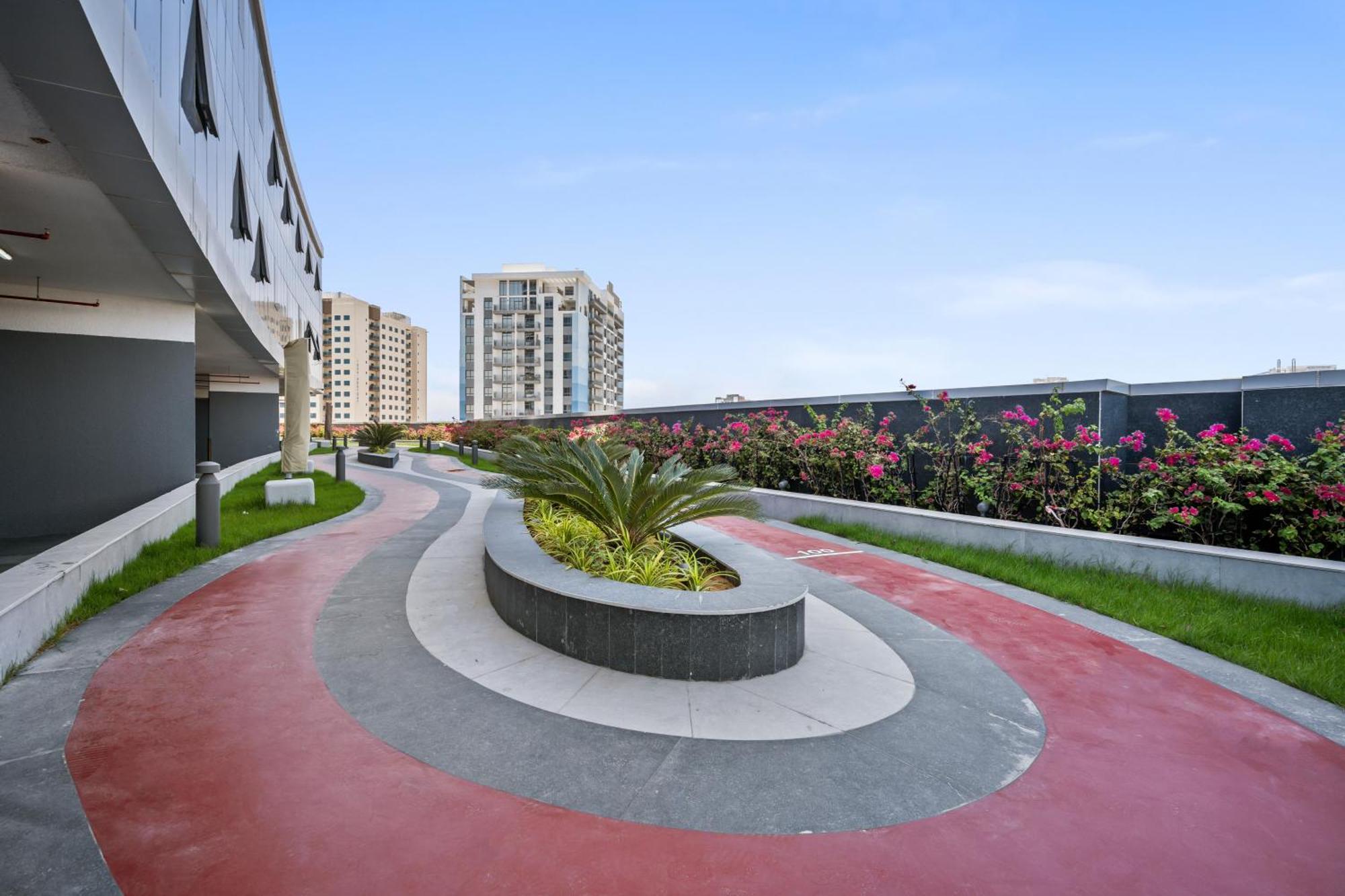 Sunny In Vibrant Dubailand Area Dubai